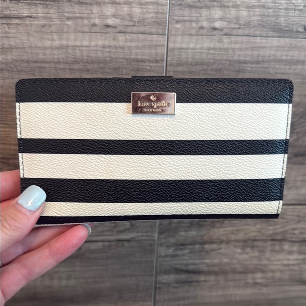 Kate Spade Black and Cream Striped Wallet